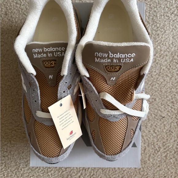 New Balance 993 Sneakers in Gray and Brown - Picture 3 of 5